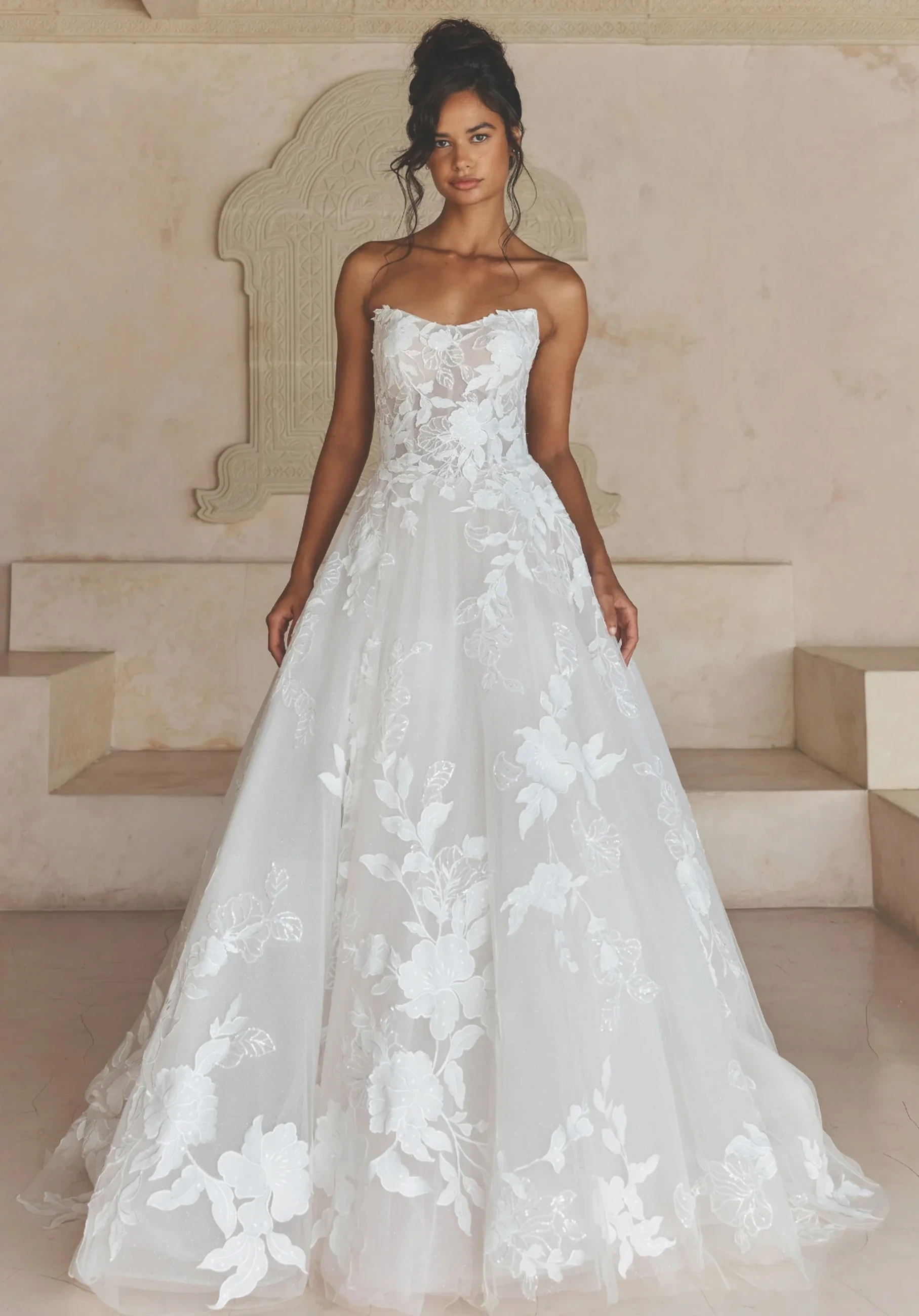 Model in Strapless wedding dress